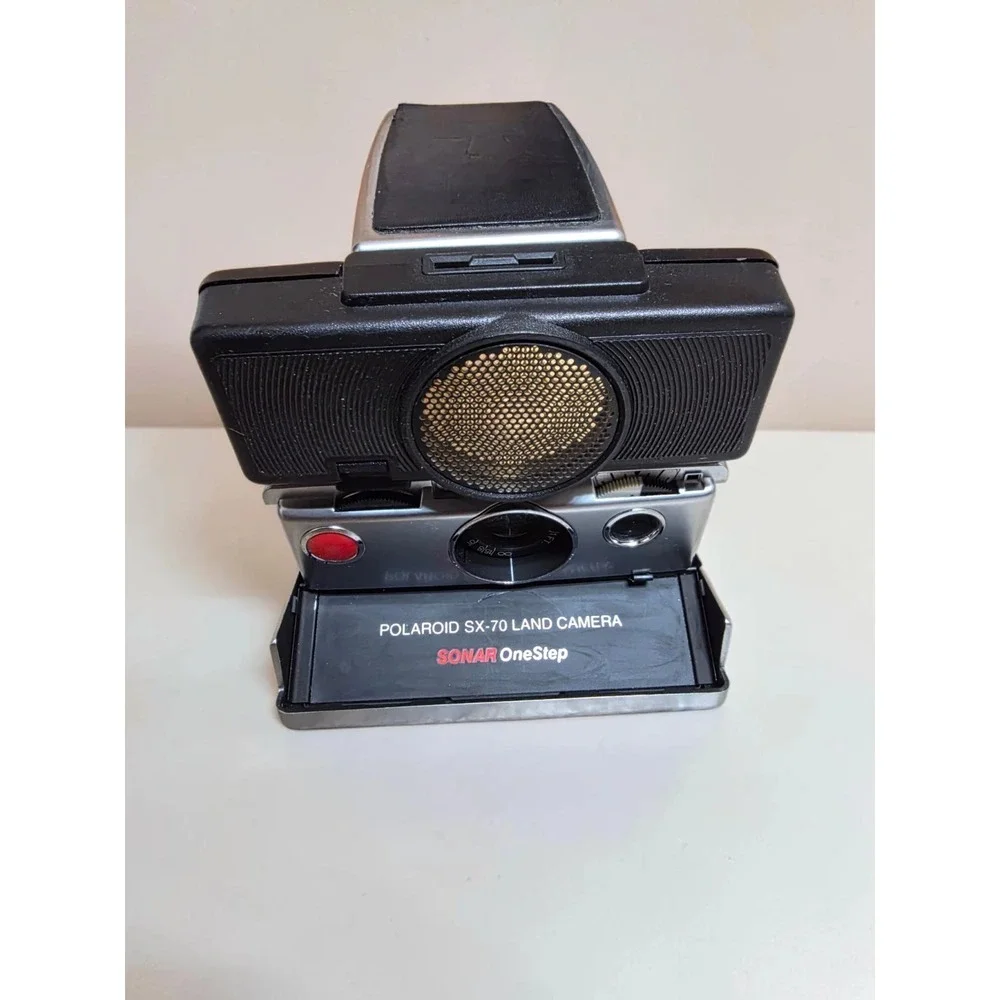 Polaroid camera untested